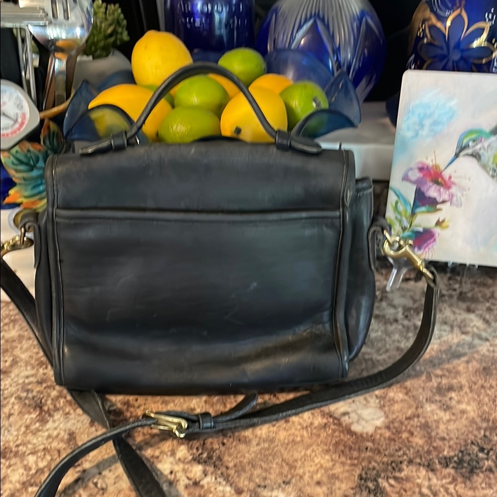 Vintage Coach Turn Key Black Crossbody #9870 Leather Women's Bag - Picture 2 of 11